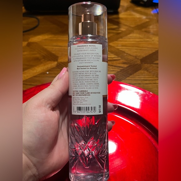 Bath and Body Works Gift Set - Picture 3 of 7